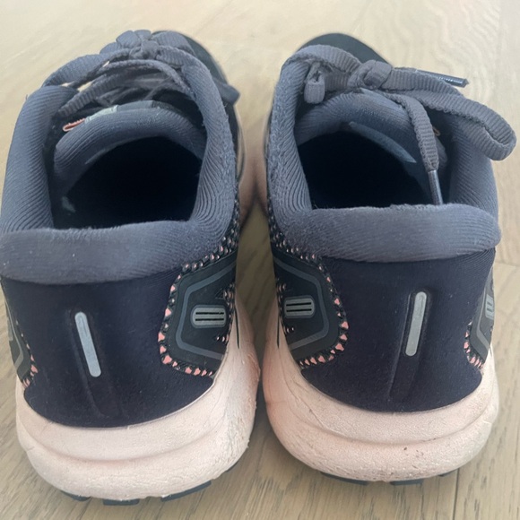 Brooks Ghost - Picture 5 of 5